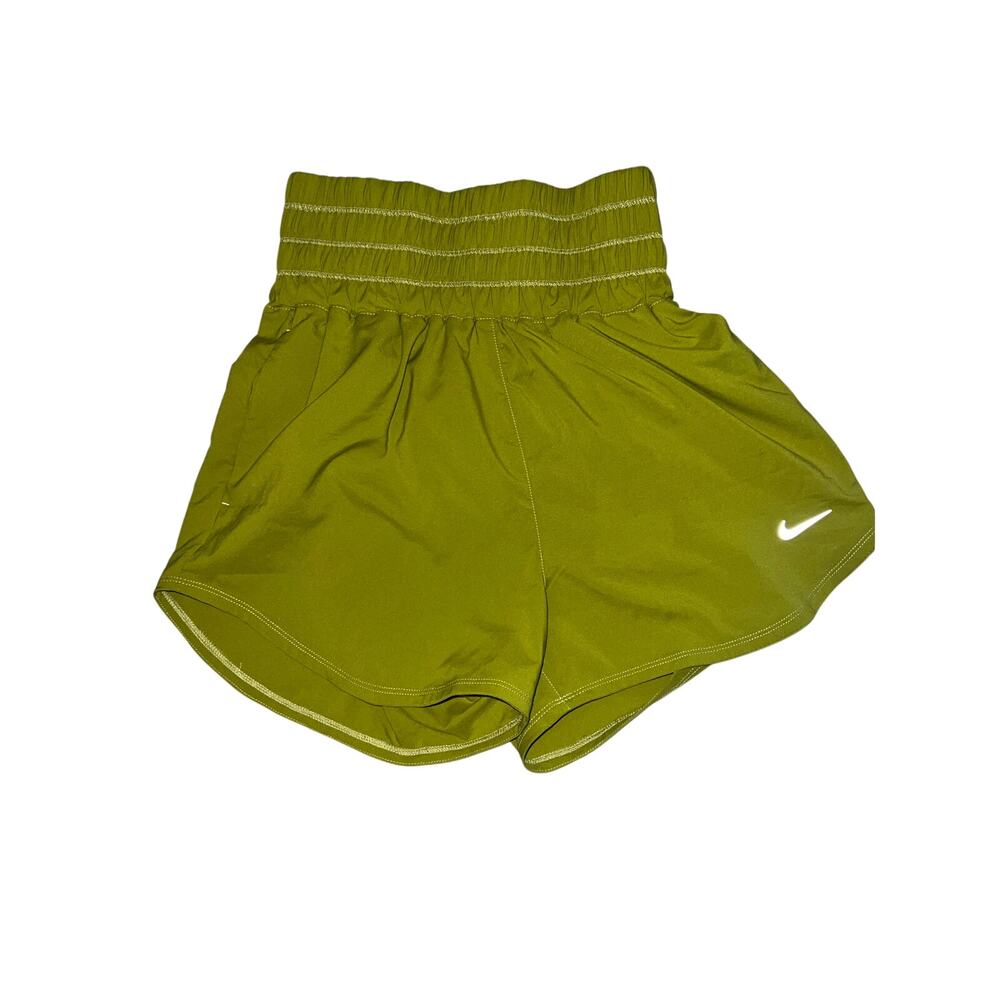 Women's Nike Dri-Fit Ultra High-Waisted Brief-Lined Shorts.  Green. size XS New